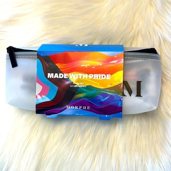 Morphe Made With Pride Limited Edition Full Size Brush Set With Pride Belt Bag - Picture 2 of 9